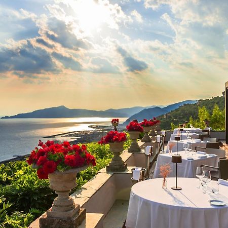 Villa Riviera Resort ラヴァーニャ エクステリア 写真
